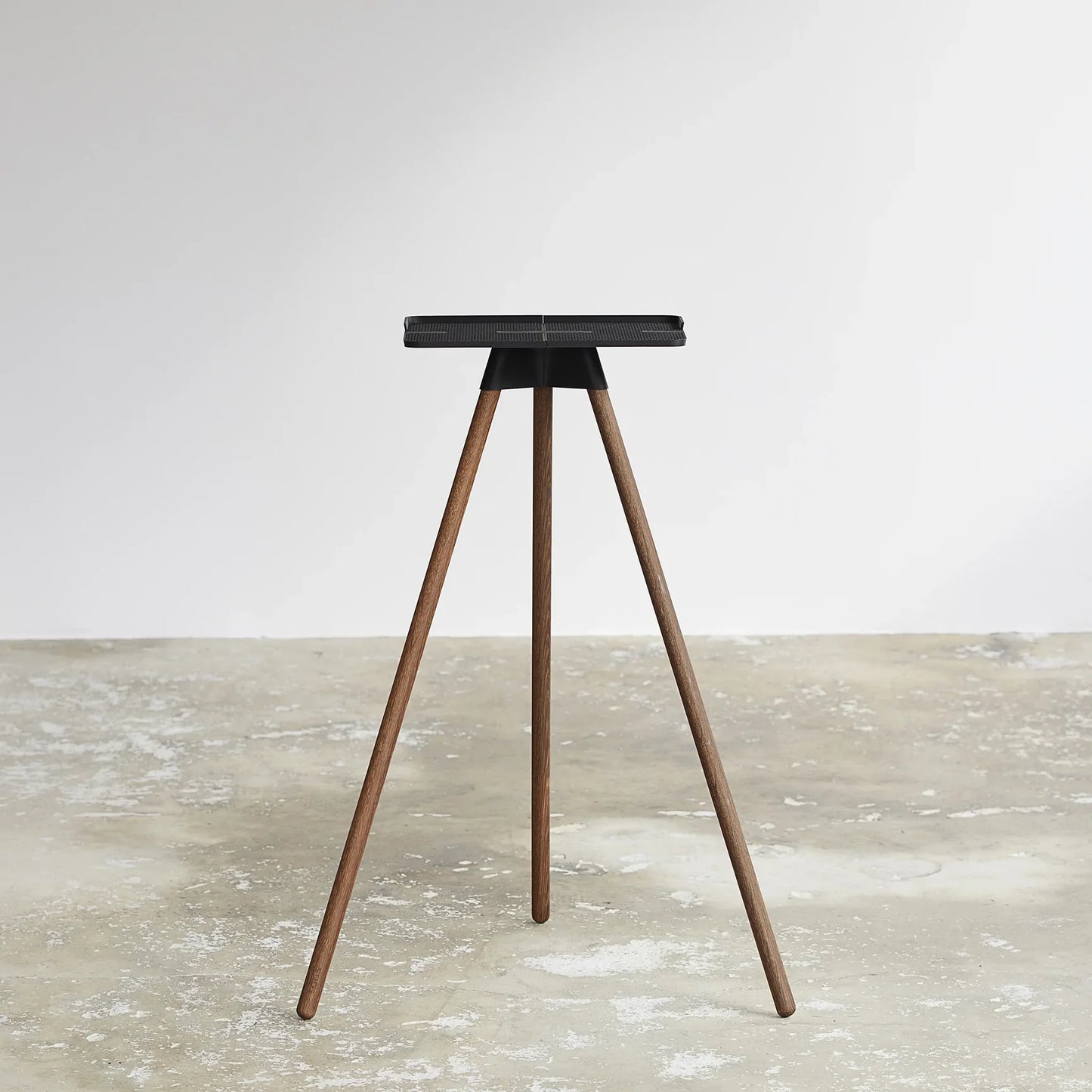 Tons Studio  Laptop Race Table Natural Oak