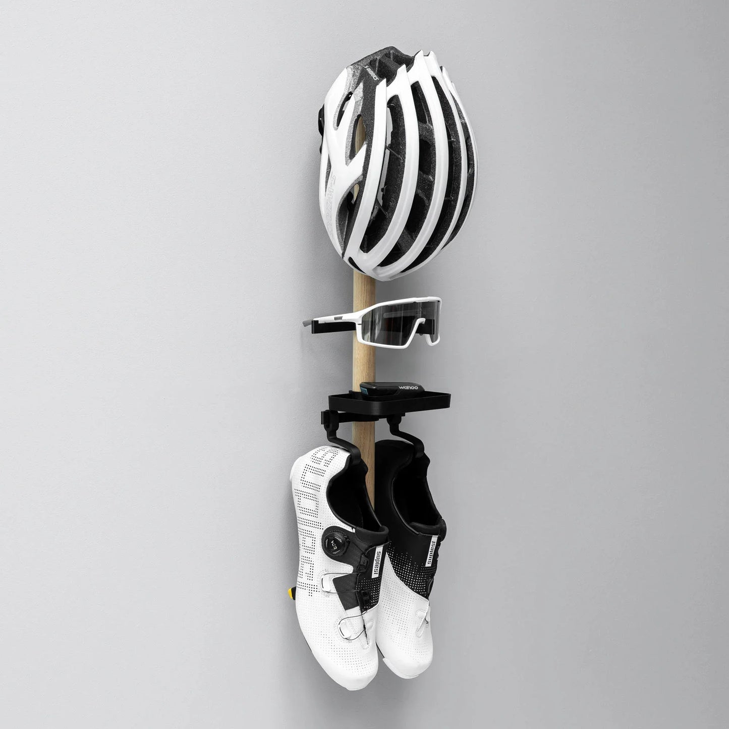 Tons Studio Rack B - Shoes + Glasses + Helmet + Tray